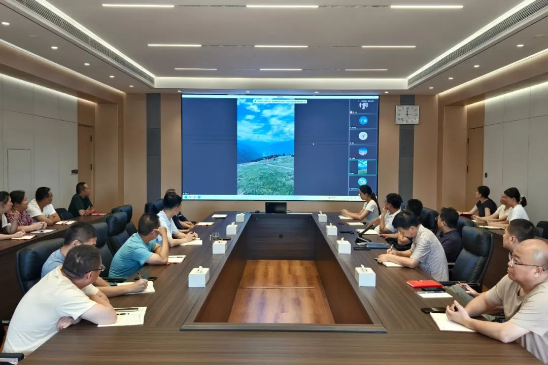 省地矿局三队地质勘查党支部书记讲专题党课