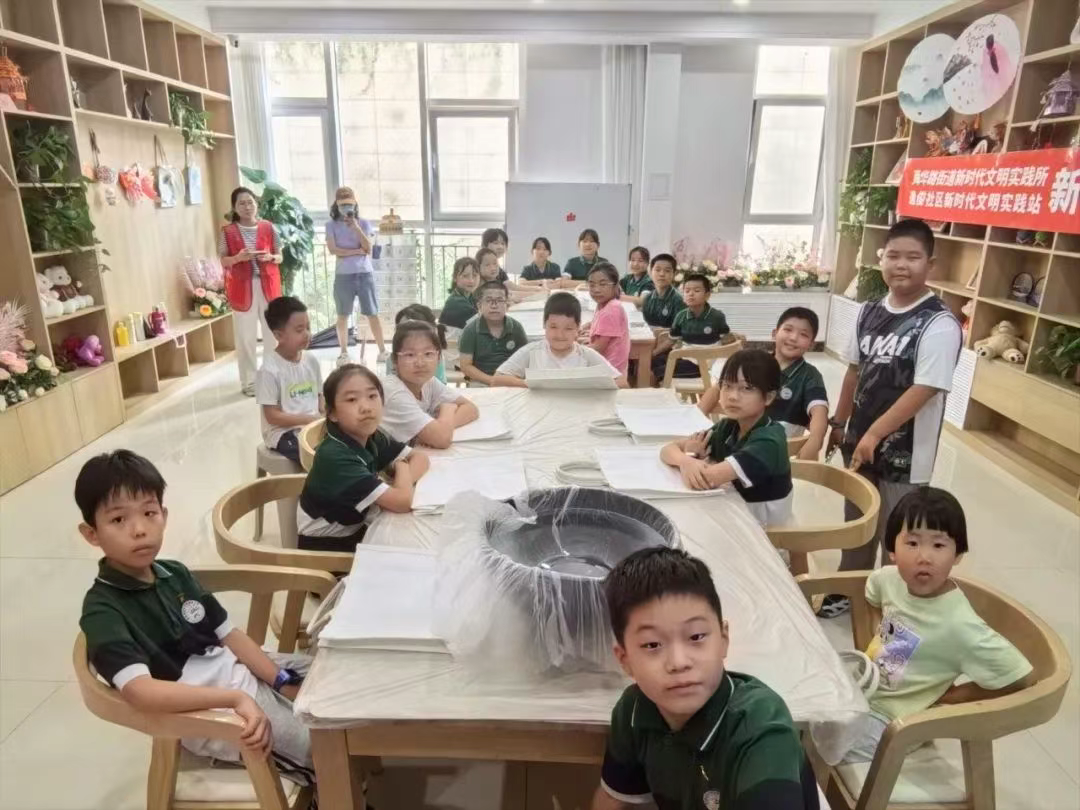 【全环境立德树人·三引导行动】指尖非遗，袋袋相传！