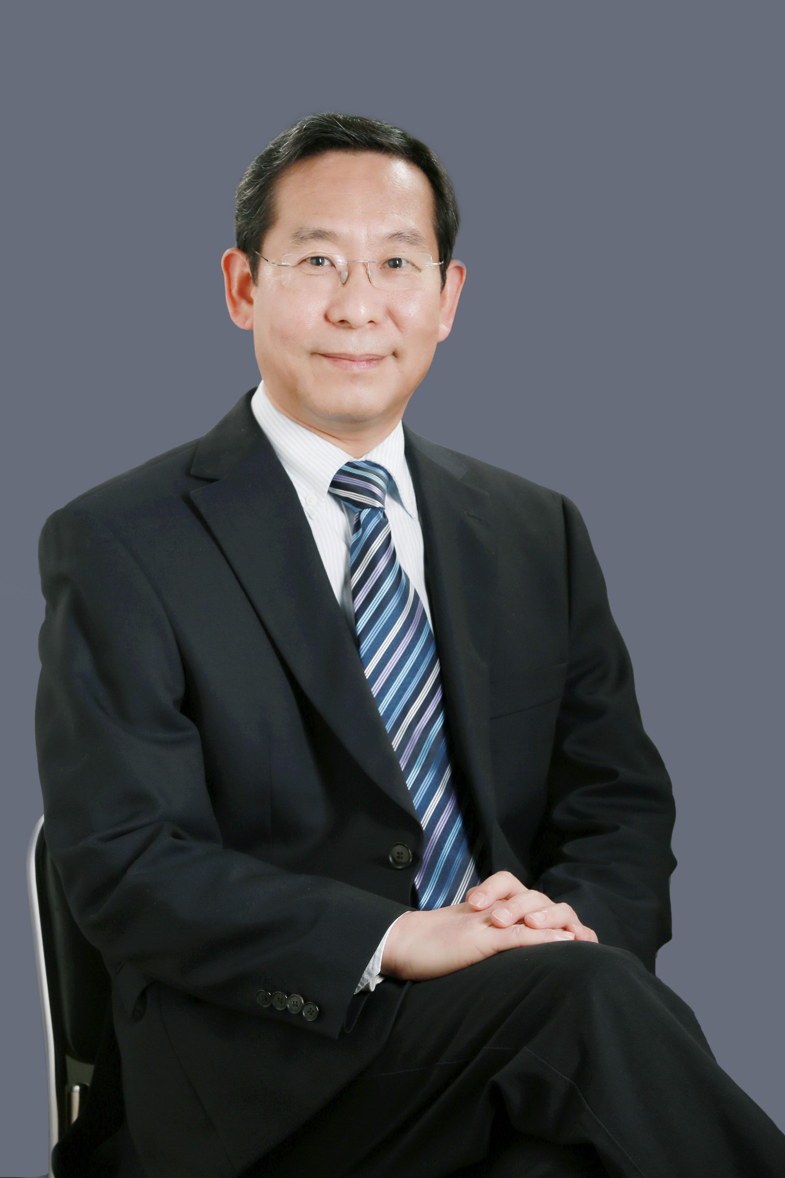 “中国好医生”毕宏生：中西医结合守护患者光明