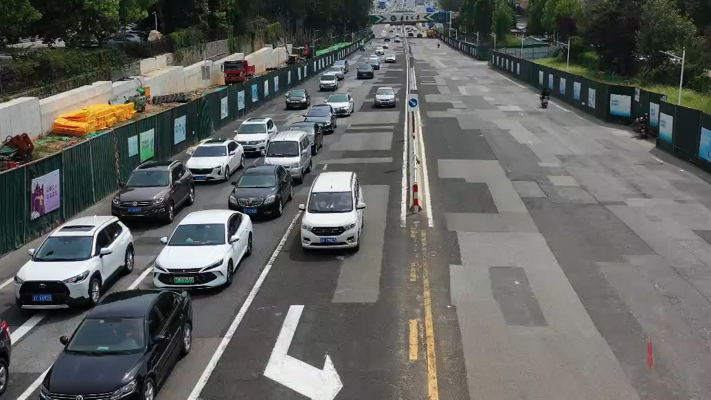 果然视频｜烟台“马赛克路”为何只修补，市政养护中心回应