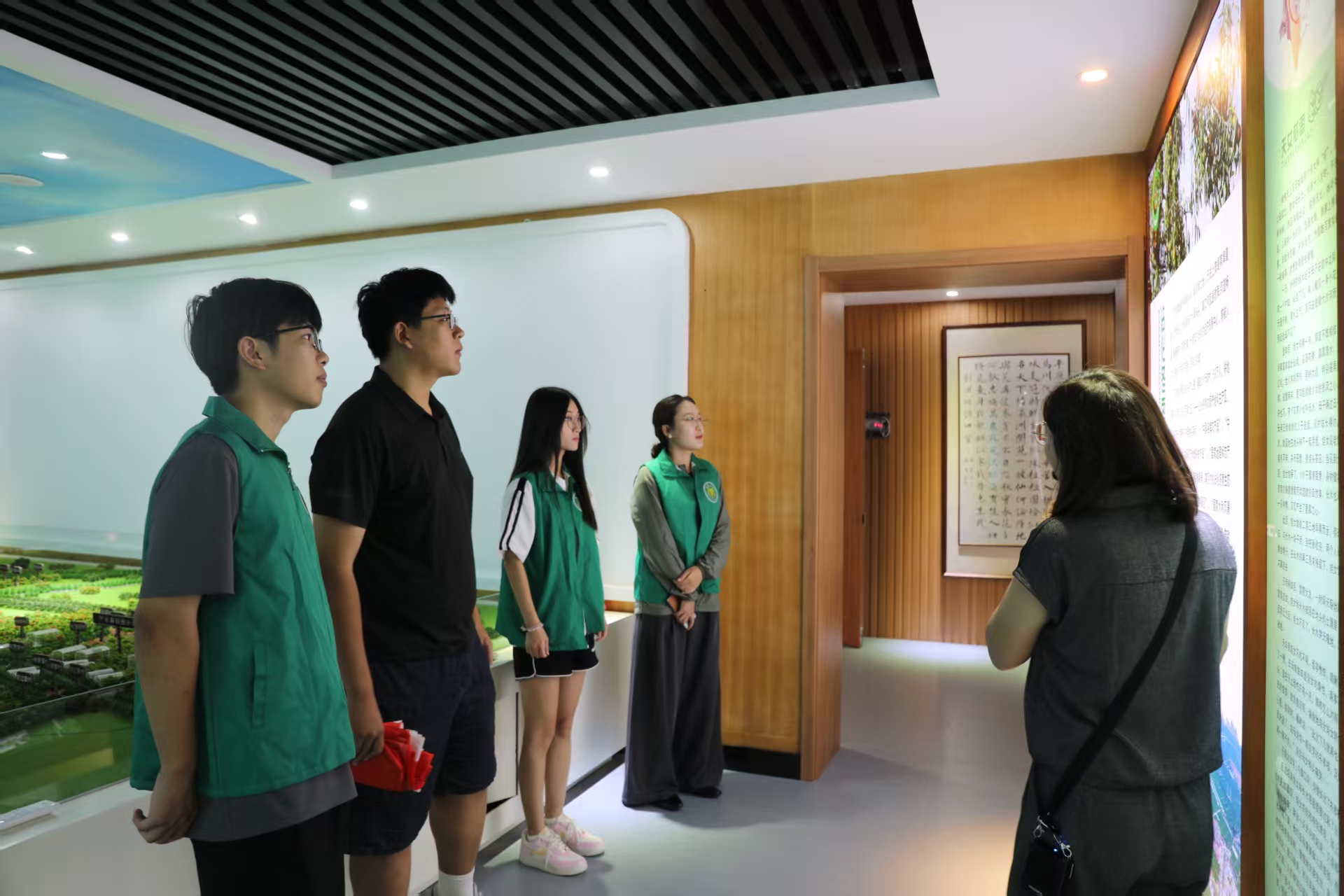 鲁东大学社会实践团赴沾化区下洼镇开展冬枣产业调研社会实践活动