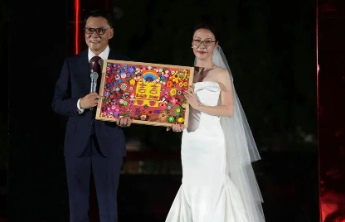 李国庆婚礼收到111笔善款共11.3万余元，受助学生手工制作礼物感谢，田字格公益回应