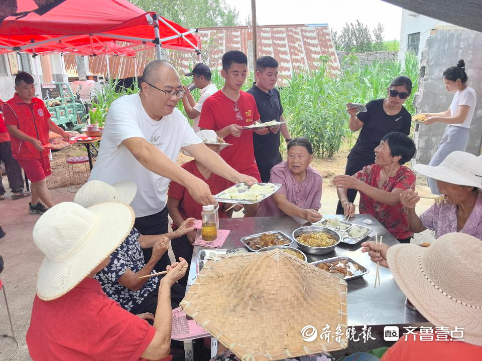 乐享“一站式”幸福，济宁泗水“爱心餐车”驶进涝沃村