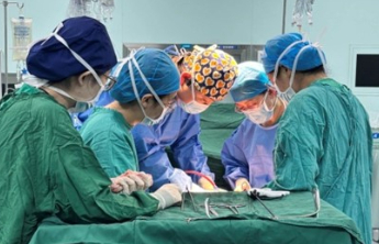 第医线③｜巧拆“巨弹”！淄博市中心医院多学科精切20公分巨瘤