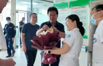 单县中心医院庆祝第八个“中国医师节”！