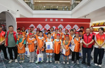 “福满岛城 彩色记忆”“小候鸟”留影寄情公益活动启动