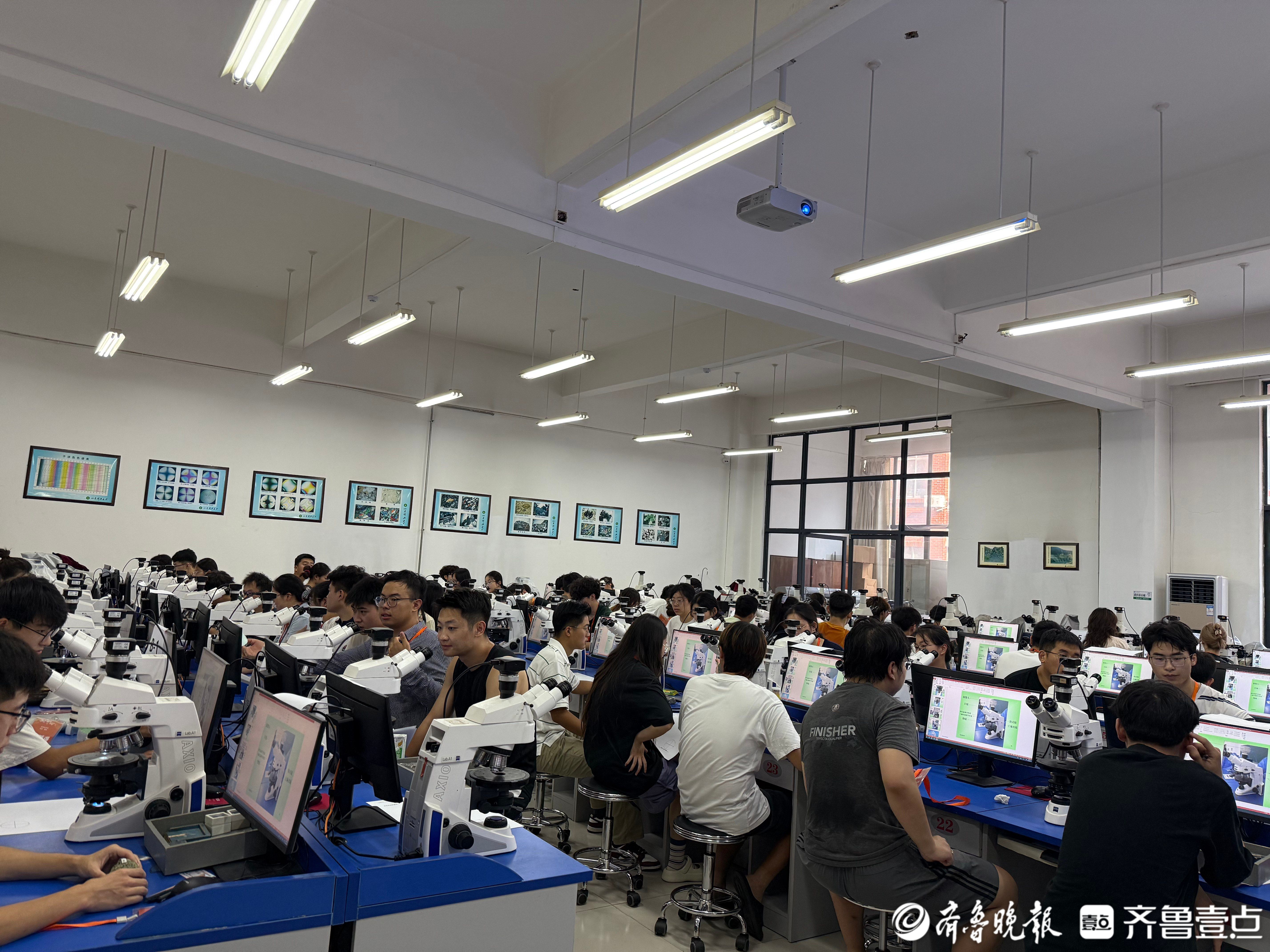 以赛促学探寻地质奥秘，山东近300名大学生比拼地质技能