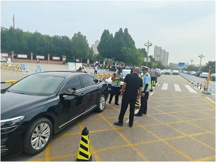 泰安交警岱西大队圆满完成青春之城第五季演唱会道路交通安保工作任务