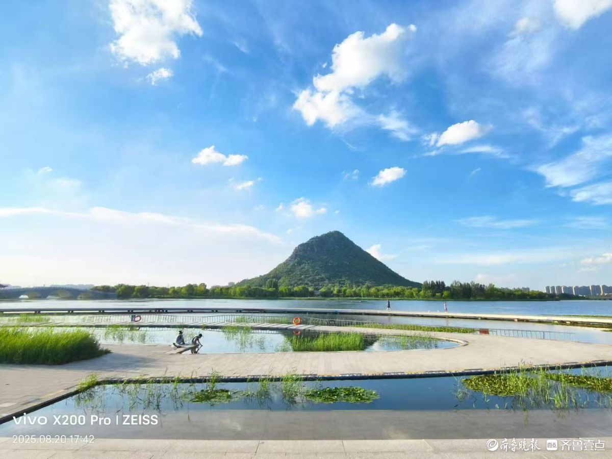 行摄华山——白云飘飘华山蓝