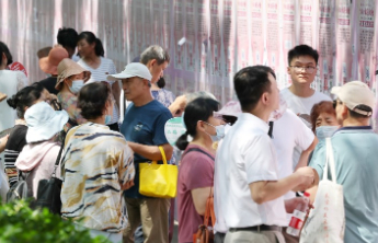 引爆泉城相亲热潮！七夕千佛山相亲大会圆满收官，脱单报喜等你来