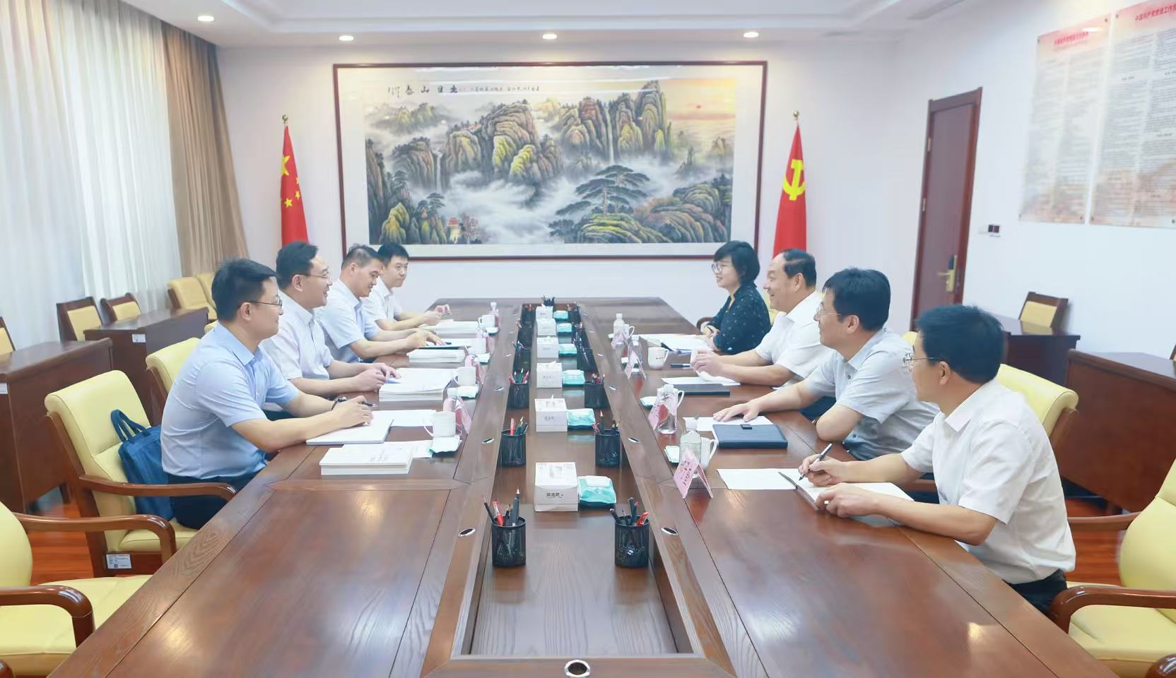 刘渊同志赴省地矿局开展走访会商