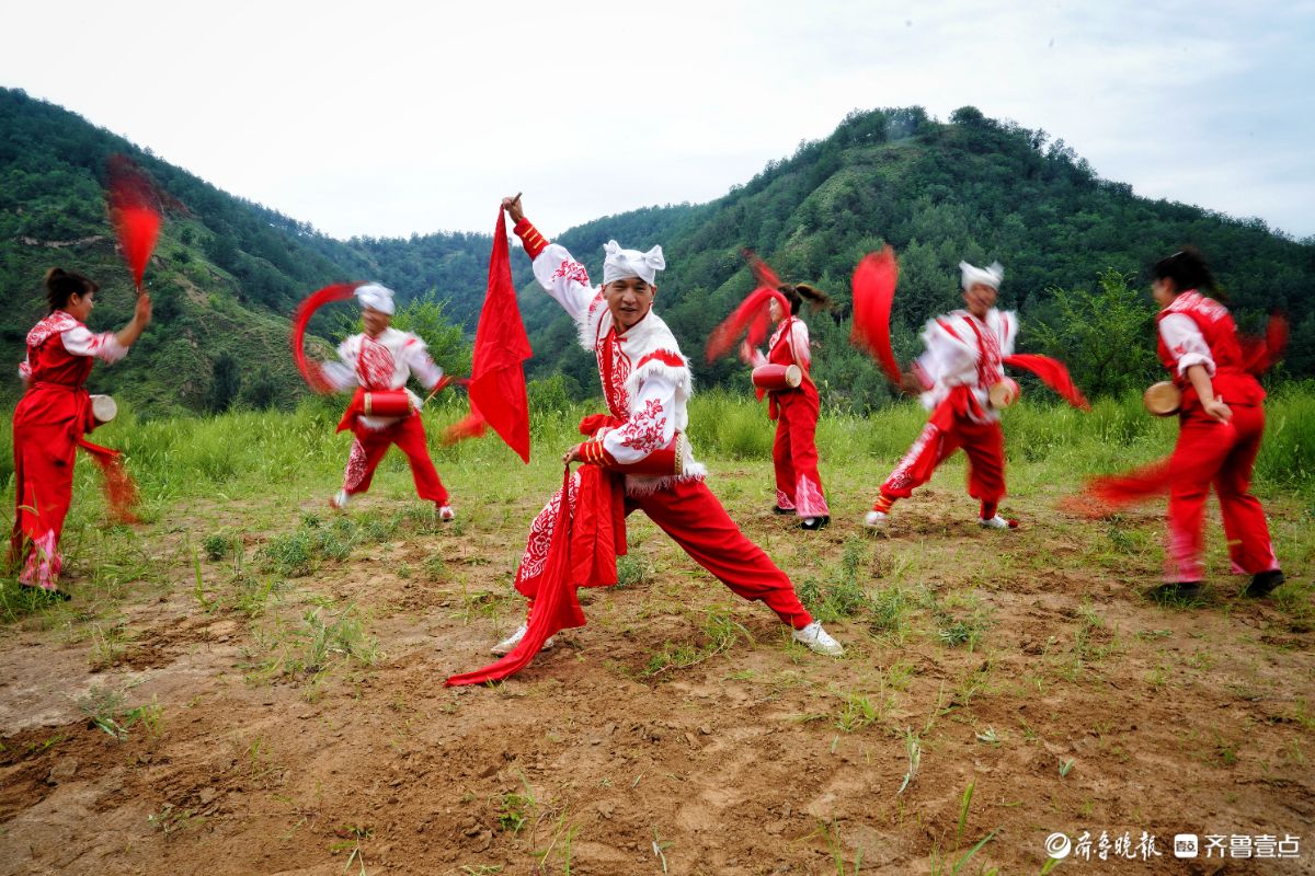 刚劲豪放的陕西安塞腰鼓