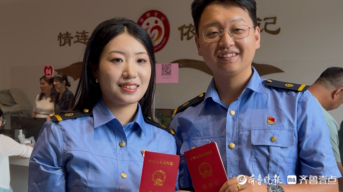 果然视频|从同事到夫妻，这对相恋四年的情侣在七夕领证