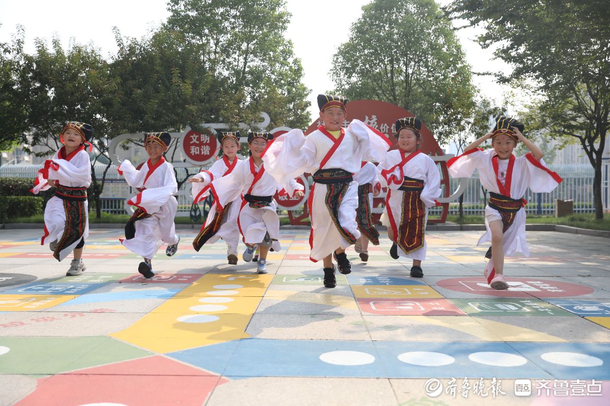山东枣庄：入学“开蒙礼” 启智润童心