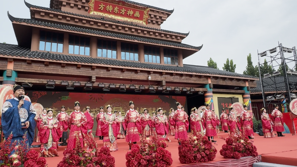 果然视频｜这个七夕“方特大婚”，20对新人解锁浪漫新体验