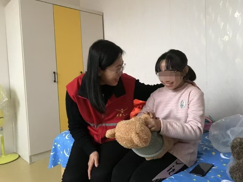 慈善东营 爱在身边丨春蕊妈妈，用爱点亮困境儿童的未来