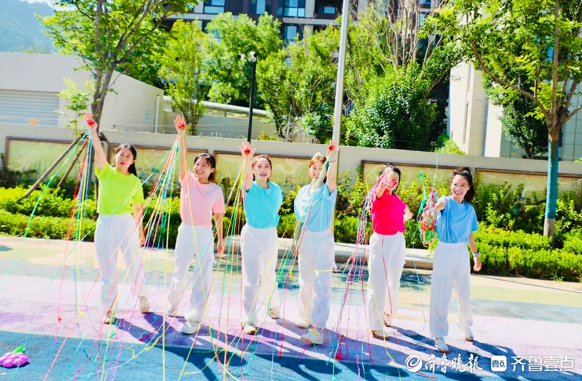 拆盲盒做游戏，济南市市中区育秀幼儿园开学首日惊喜重重