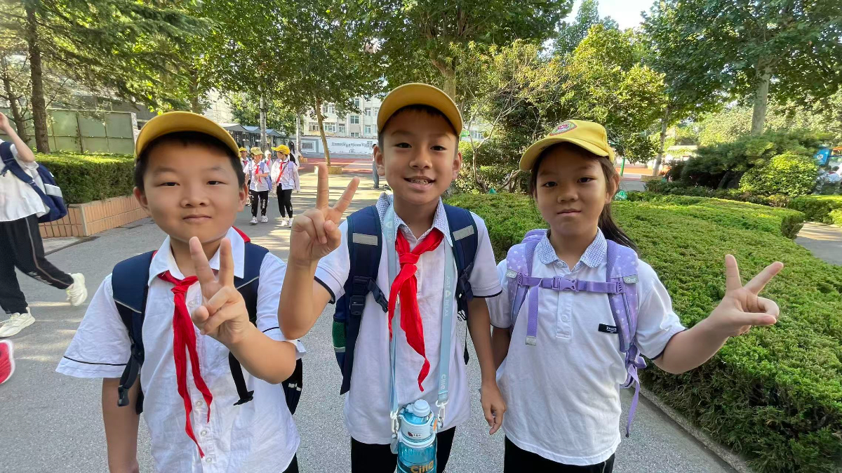 济南市青龙街小学举行2025年秋季开学典礼