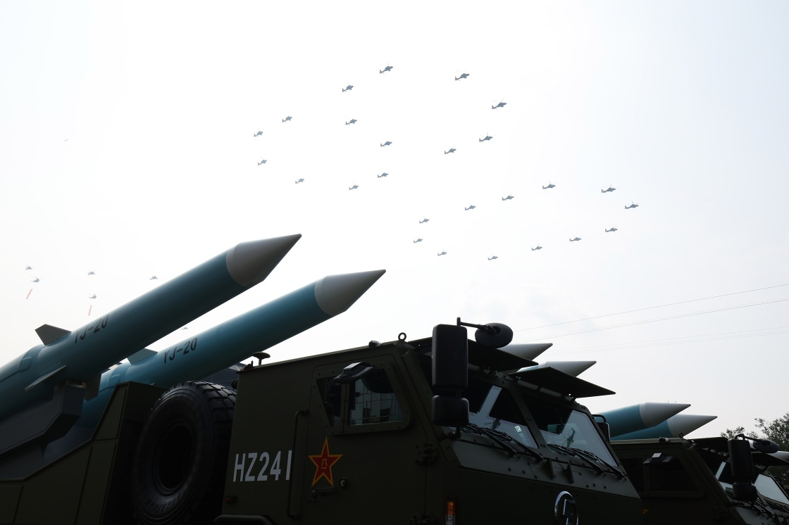 鹰击-15导弹和鹰击-19、鹰击-17、鹰击-20高超声速导弹，是打击海上之敌的“尖兵利器”