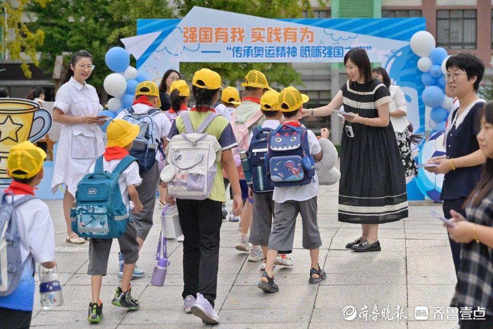 既要“开学经济” 也要“经济开学”
