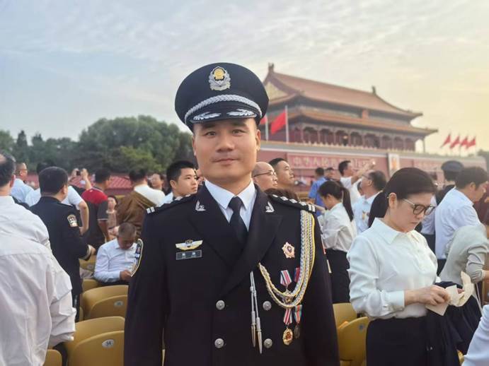 特写｜从维和战场到观礼台！他诠释中国警察的担当