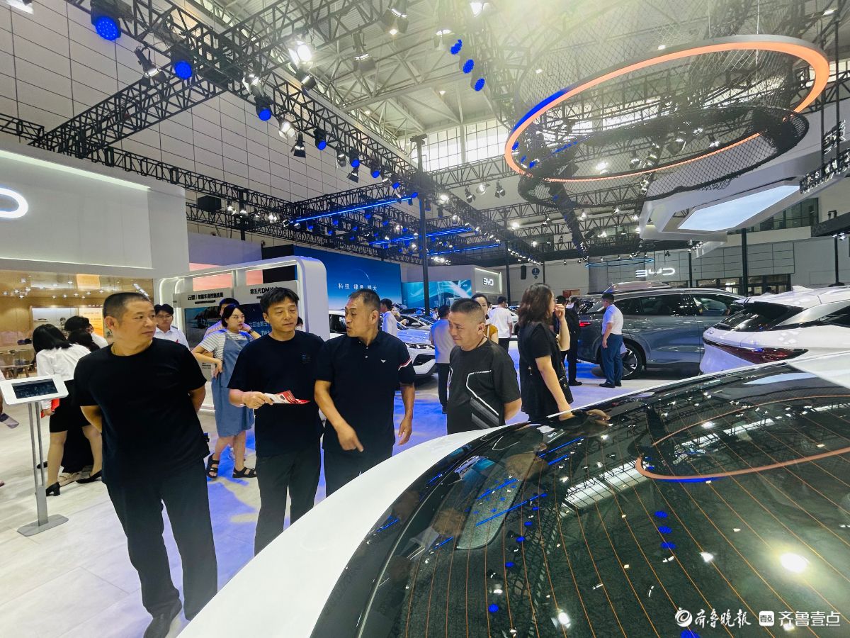 3000平米展位、全系车型！比亚迪“全家福”强势亮相齐鲁秋季车展