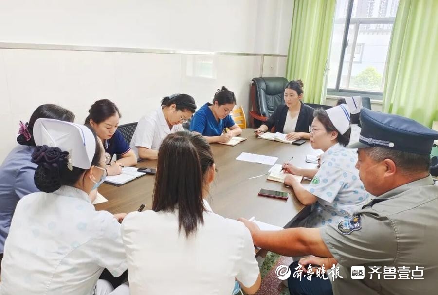 滕州市中心人民医院门诊部召开月度联谊会