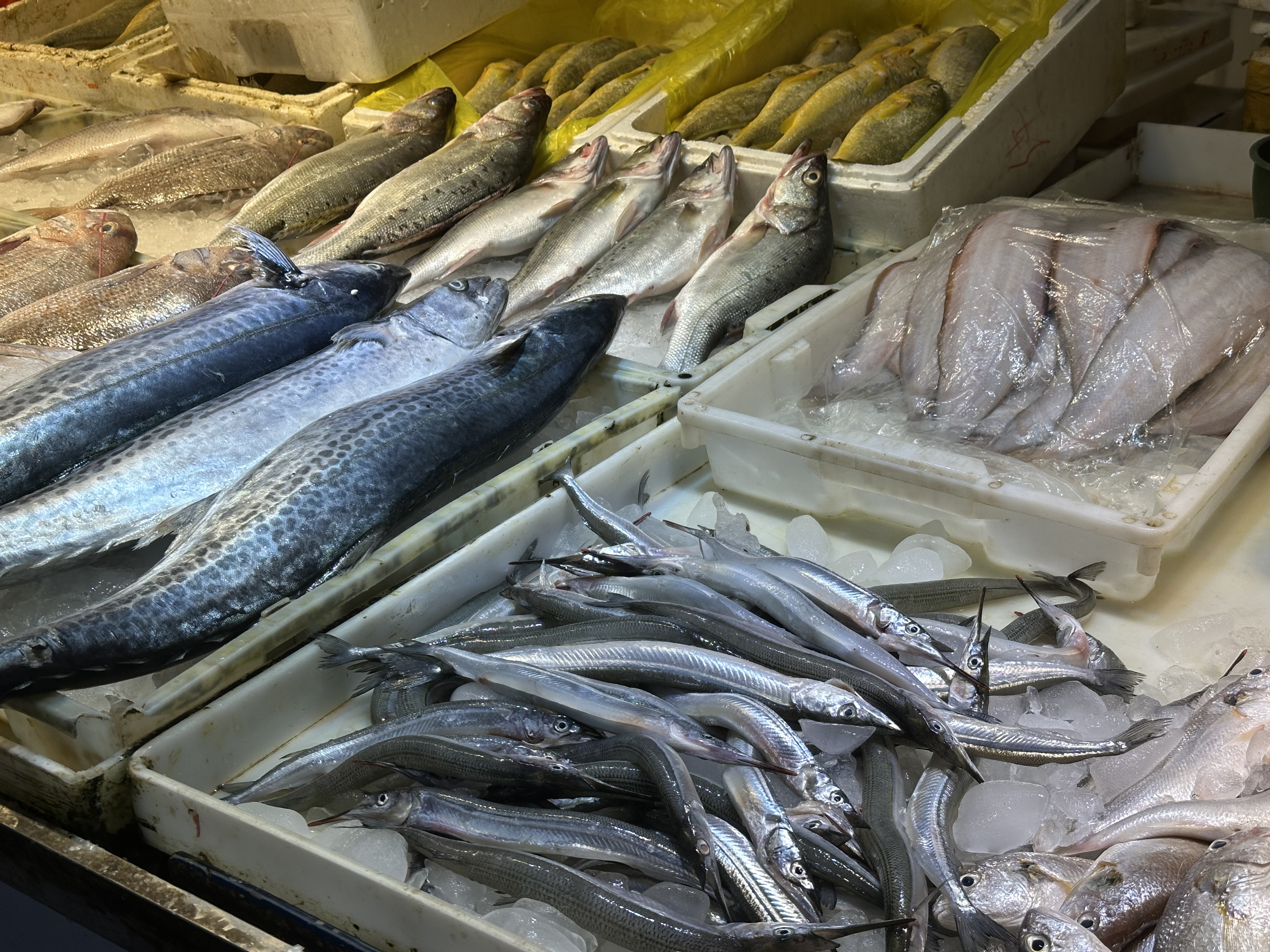 爬虾价格腰斩！开海后海鲜价格下降、品类翻番