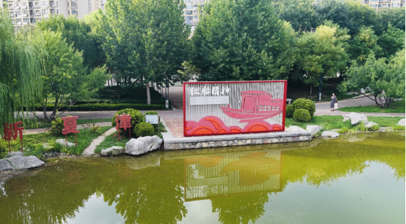 夏津“初心广场榜样公园”：既是红​色阵地也是居民休闲好去处