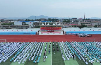 枣庄十五中北校举行2025-2026学年度秋季开学典礼