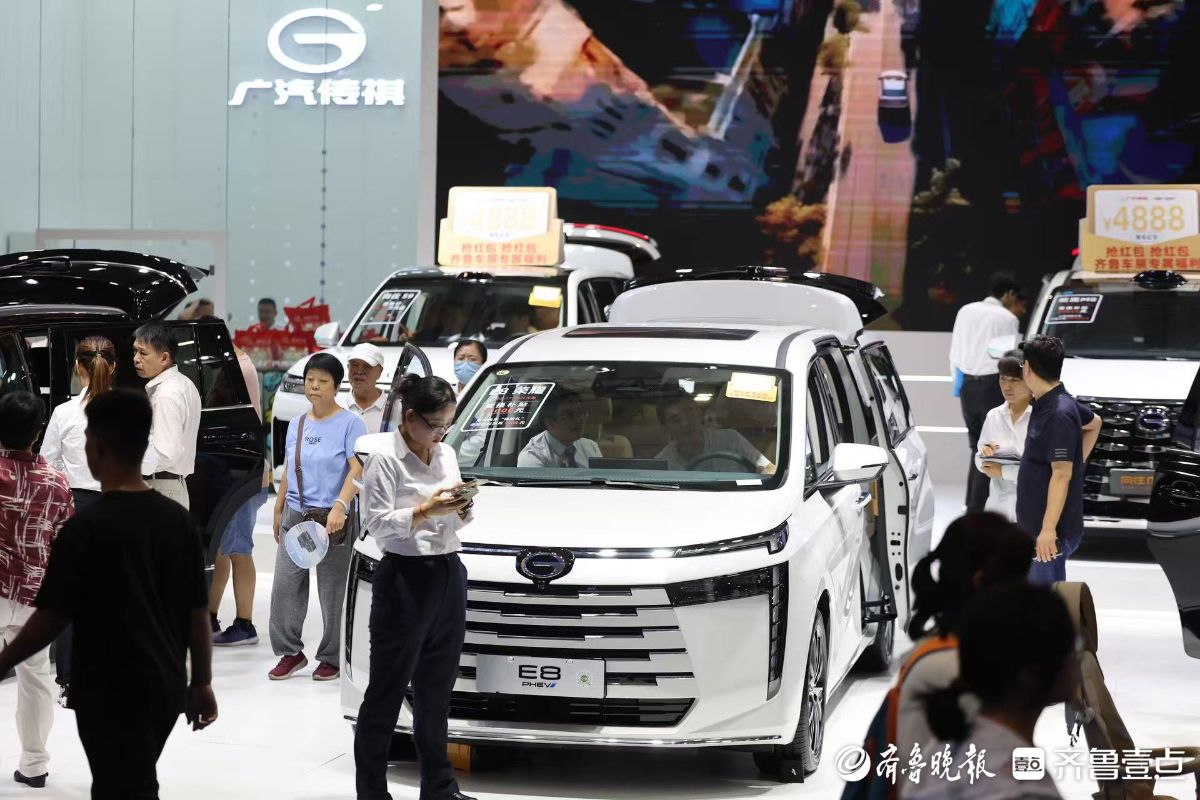 一站式购车，近百个品牌千余款展车任你选