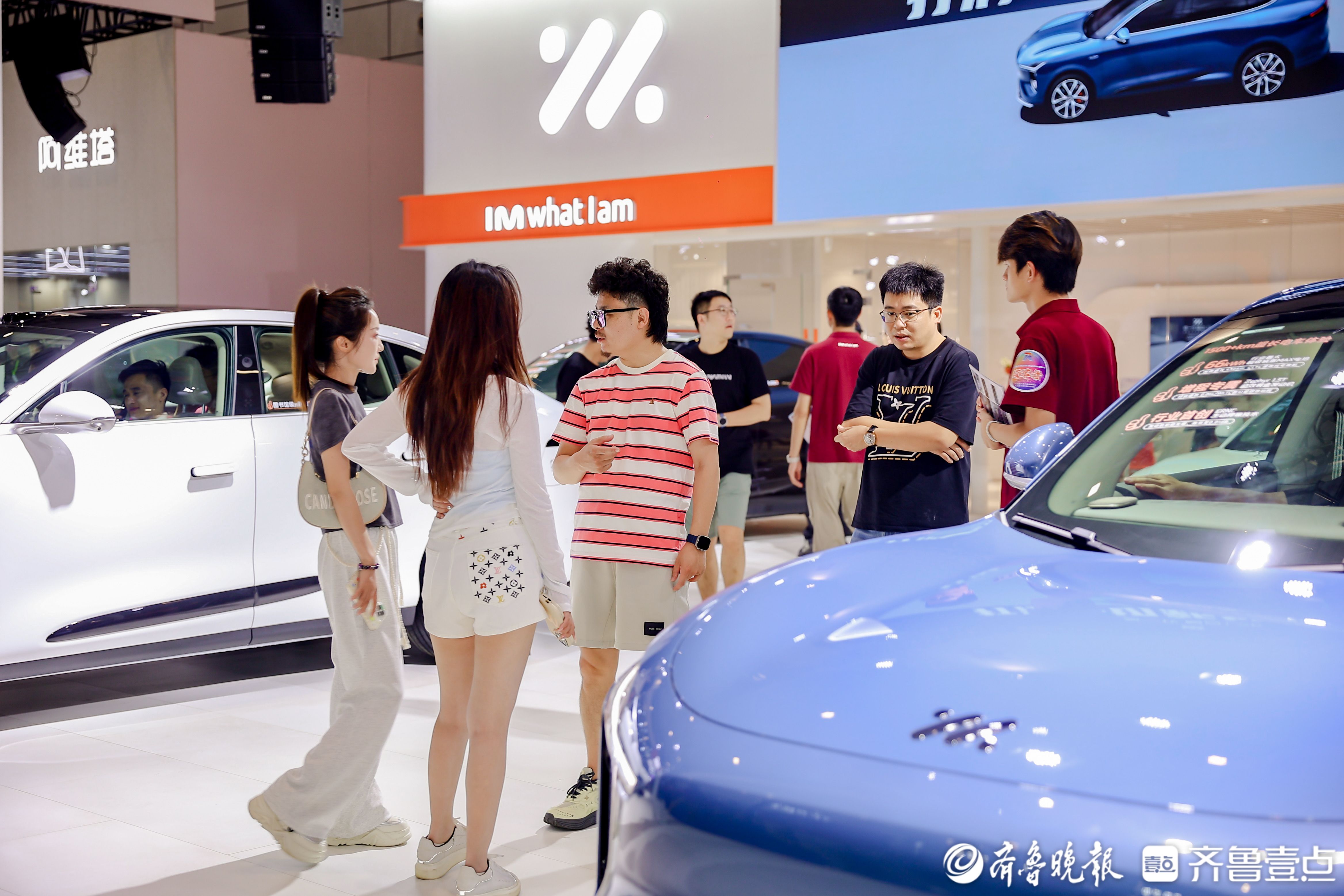 车展观察|从颜值控到实用派，女车主渐成新能源车市“半边天”