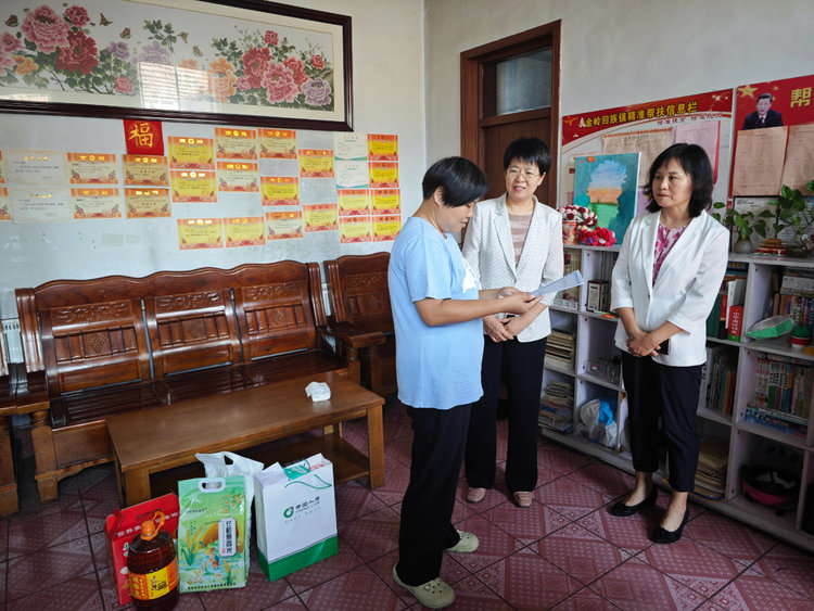 山东省低收入妇女两癌救助护航行动走进淄博圆满举行