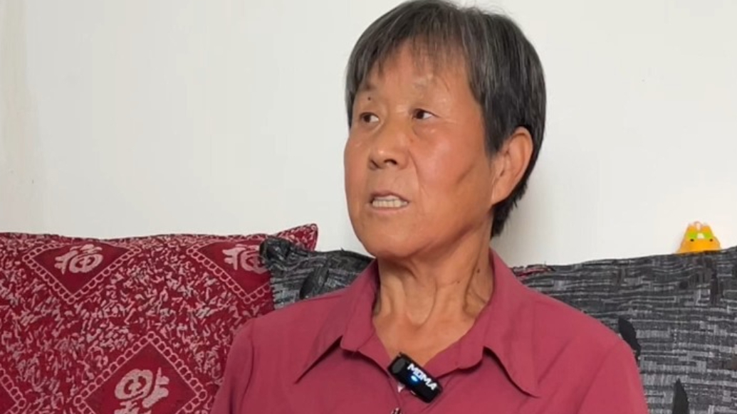 果然视频丨小区一75岁捡废品老人垃圾桶内捡到一万四千元