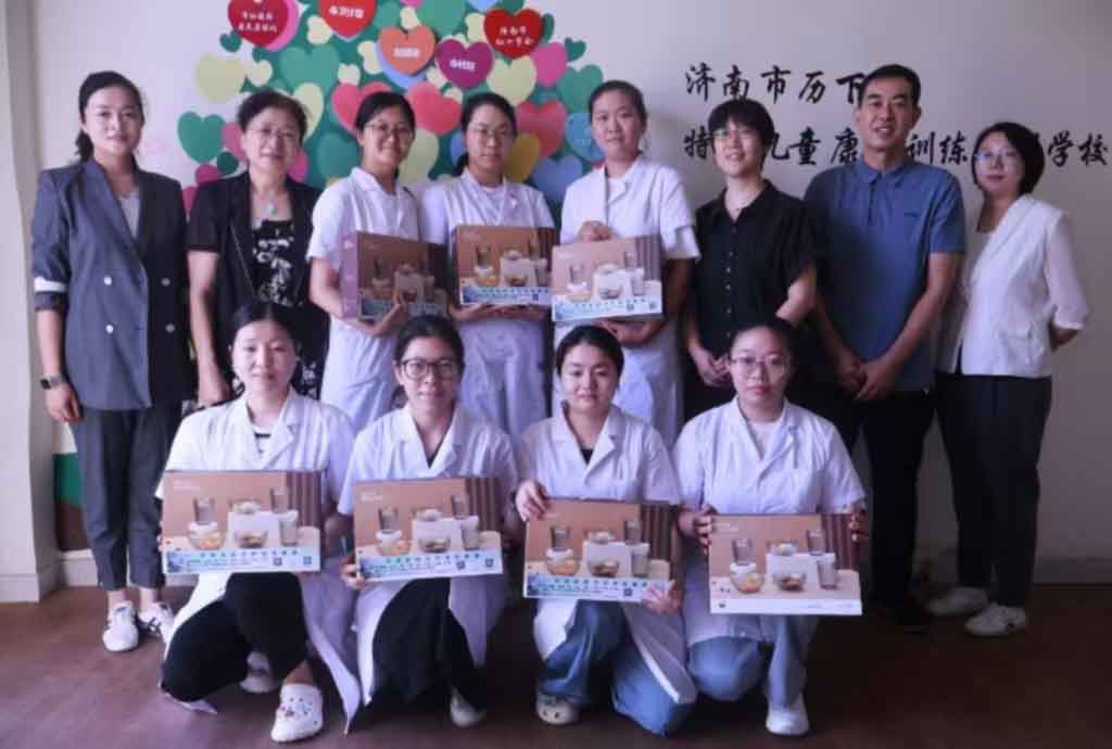 致敬特教老师，他们为“折翼天使”撑起一片天