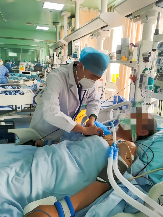 临沂市人民医院急诊医生朱运锋：生死边缘的生命守护者