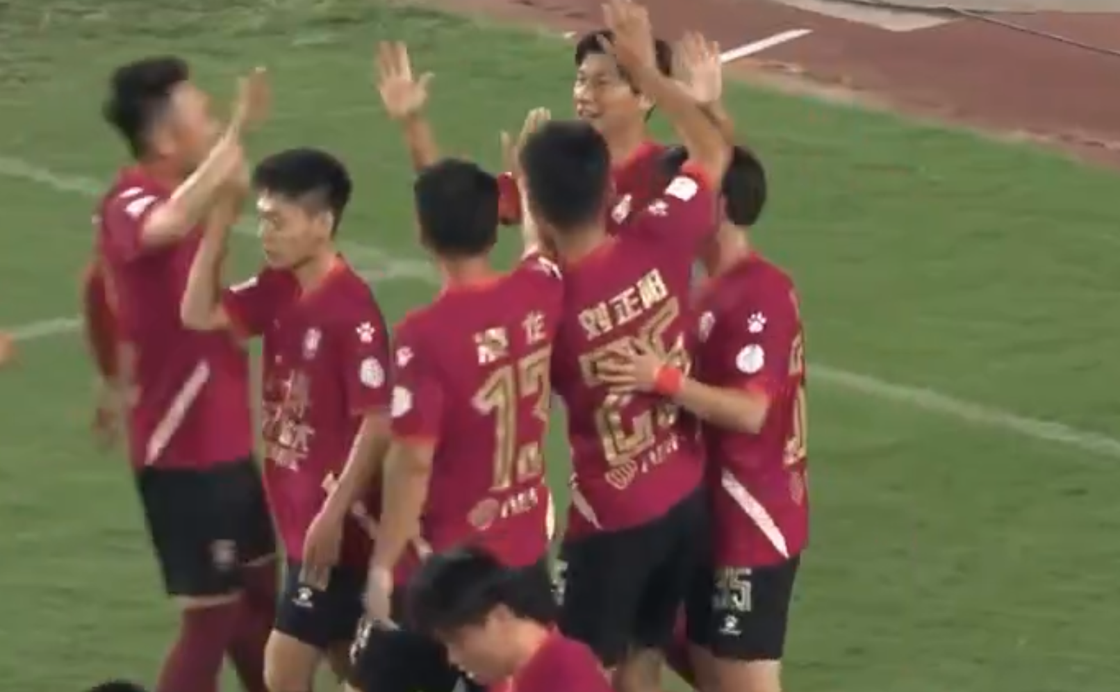 齐鲁超赛|揭幕战淄博2：0济南联，足球“回家”迎厚礼