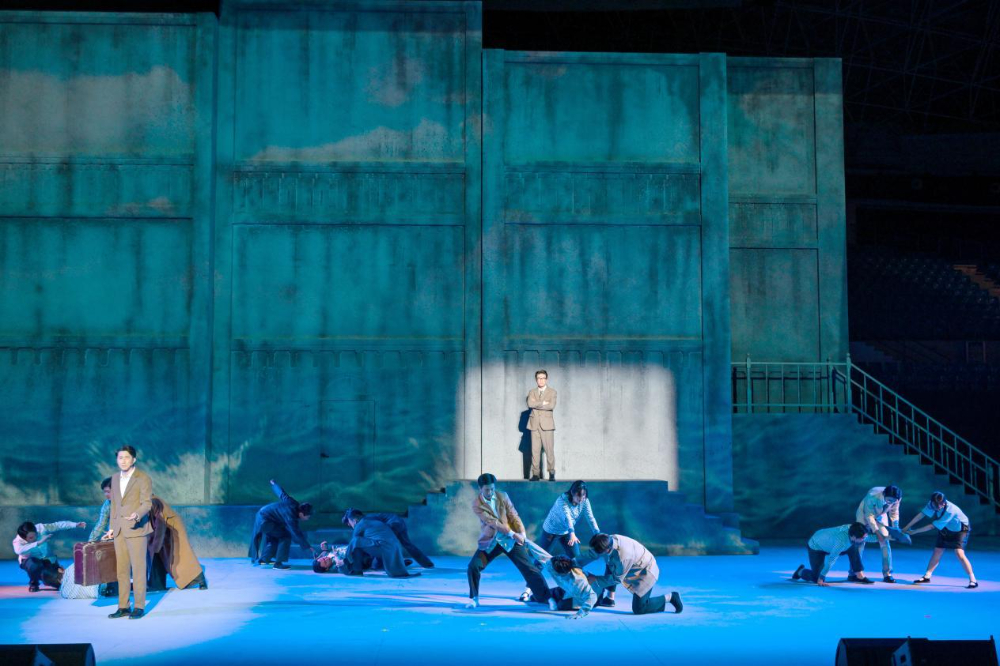 中国海洋大学原创大师剧《文圣常》成功展演