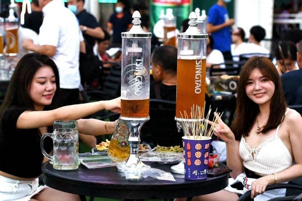 啤酒五巨头，半年吸金840亿