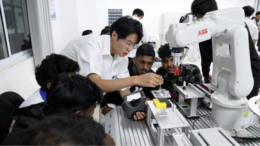 马来学子临科行｜智造未来篇·未来工程师已就位！