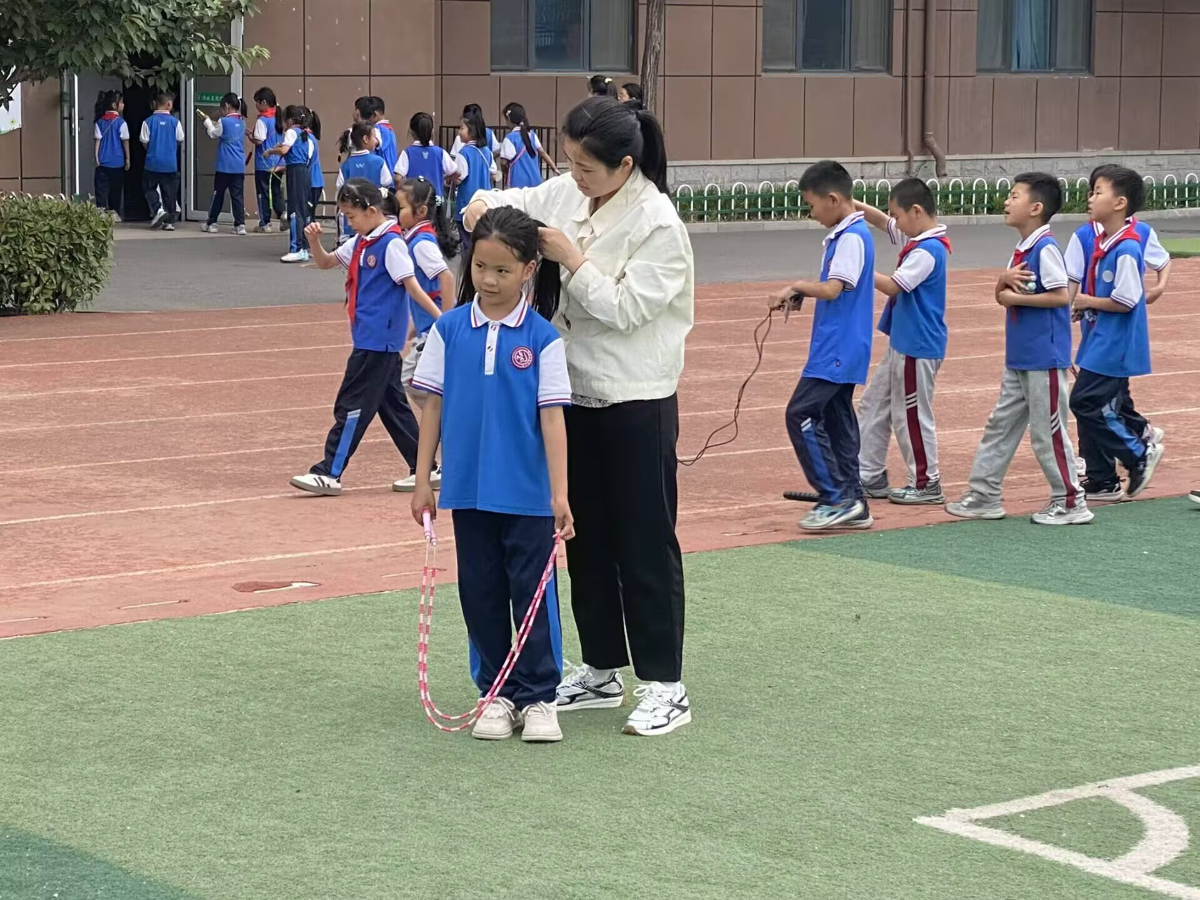 济南市历城区殷陈小学教师：讲台后的坚守也很美