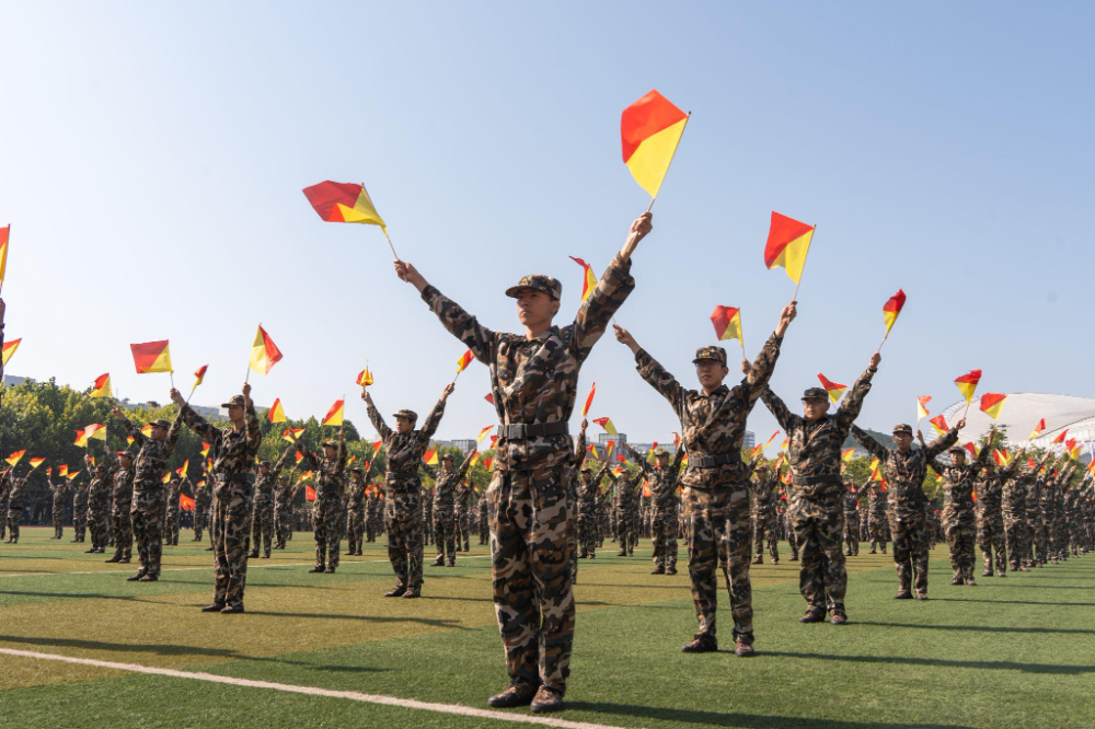 中国石油大学（华东）2025级本科生军训工作圆满收官