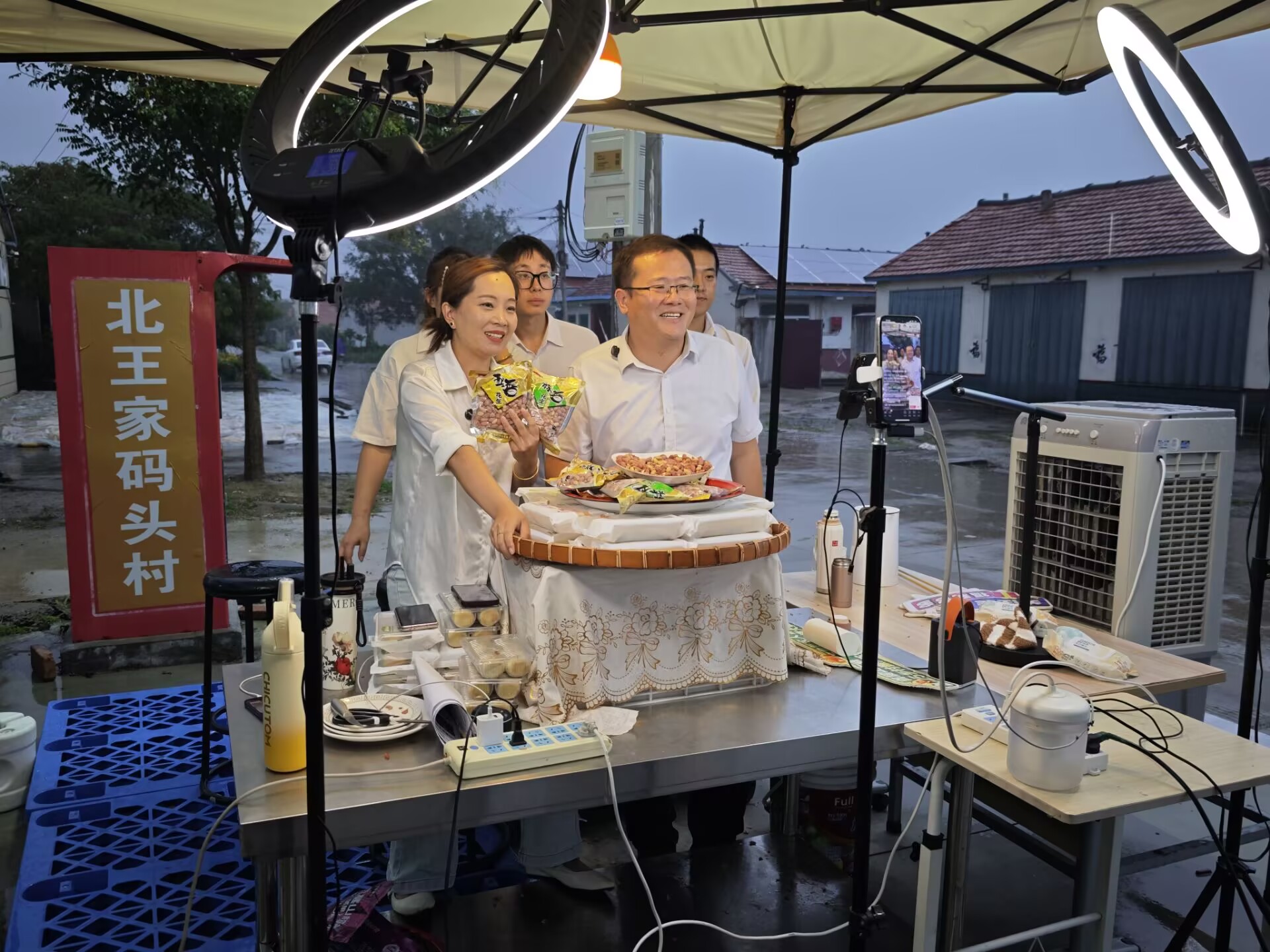 金秋新丰收|“网红村书记”眼里的“新丰收”