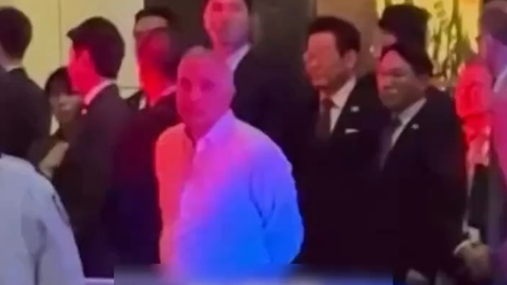 三连堵！继马克龙与埃尔多安之后，李在明也被拦下来了