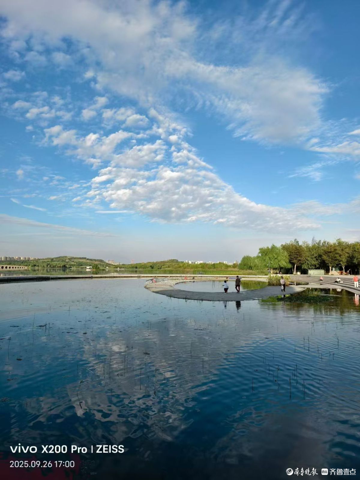 行摄华山——蓝天白云碧水