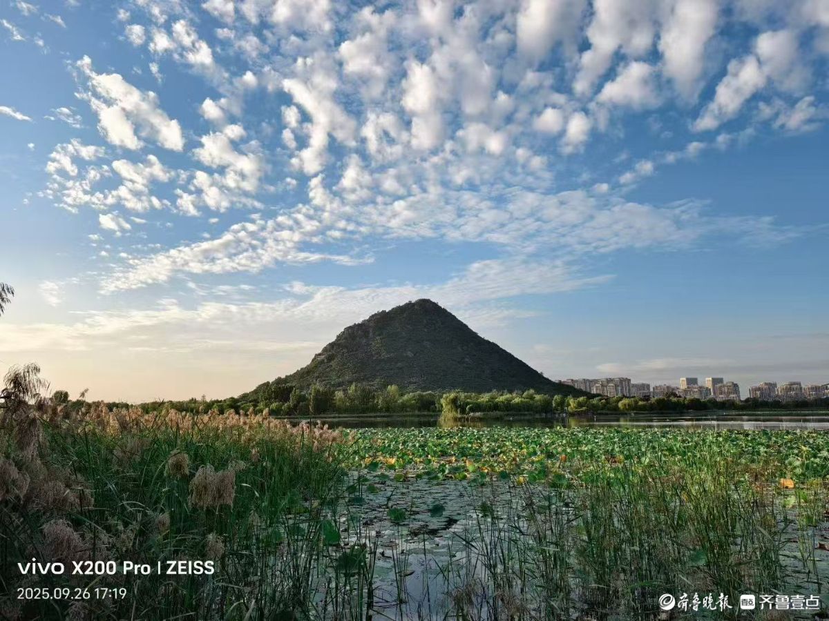 行摄华山——蓝天白云碧水