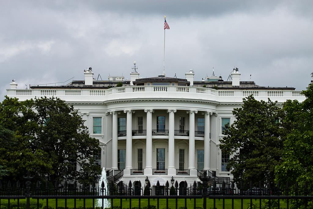 美最高法院：特朗普政府可继续暂扣食品援助金