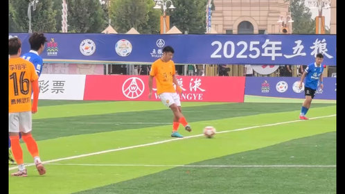 果然视频丨齐鲁超赛德州文增队首个主场开踢 球迷摇旗呐喊