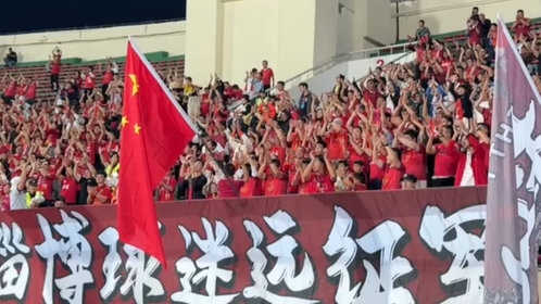 果然视频|齐鲁超赛泰安vs淄博,客场淄博粉丝追随至泰安助威