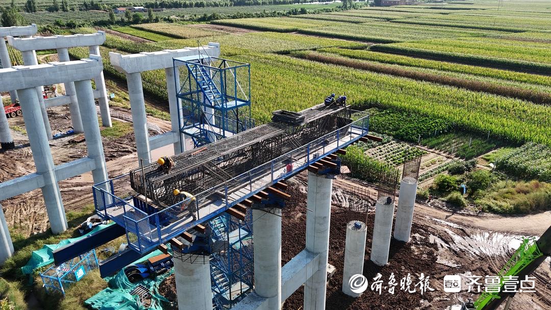 国庆期间，烟台市普通国省道建设与保畅“两不误”